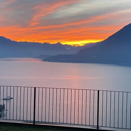 Pool, Terrasse Und Garten Mit Traumhafter Aussicht - Sunset View Daire